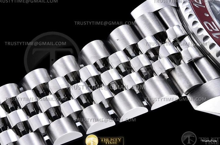 1113 ROLGMT0211 – GMT II 126710 Jub 904L SS SS Blk VRF A3285 CHS MAX Vibrant 963